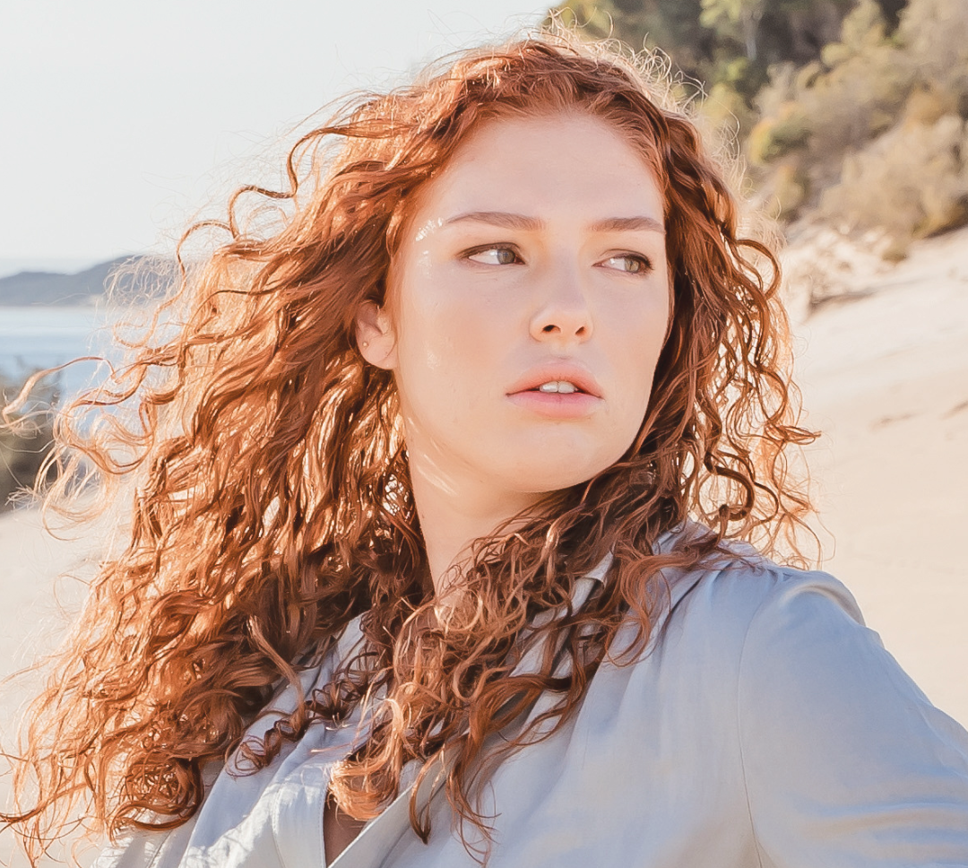 The Complete Guide to Curly Hair Care: How to Keep Curls Healthy, Defined and Beautiful